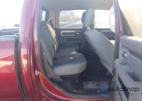 2017 Ram 1500 Big Horn 4X4 5'7 Box z USA, uszkodzony, nr VIN 1C6RR7LM5HS879037